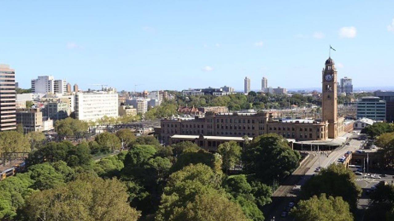 Furnished room with ensuite in a flatshare