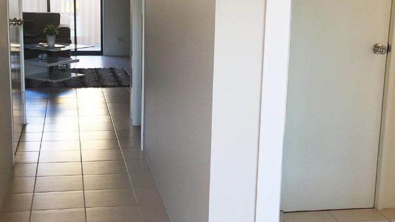 Furnished room with ensuite in a flatshare