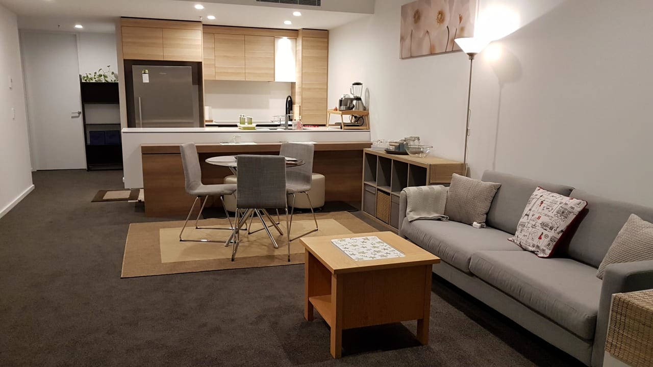Furnished room in a flatshare