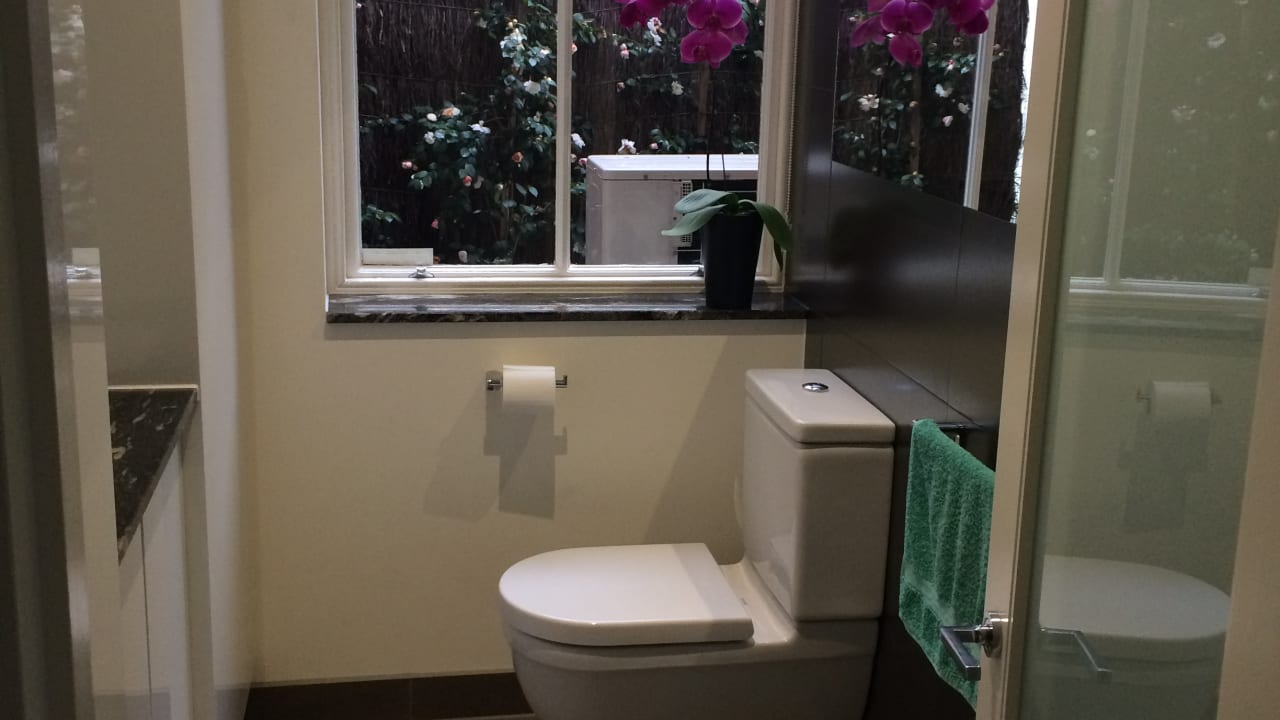 Furnished room with own bathroom