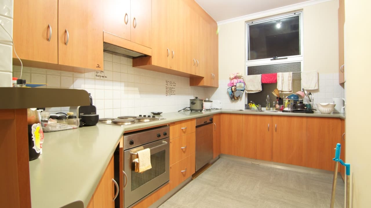 Furnished room in a share house