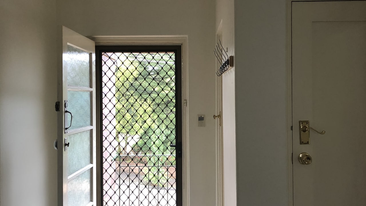 Furnished room in a share house