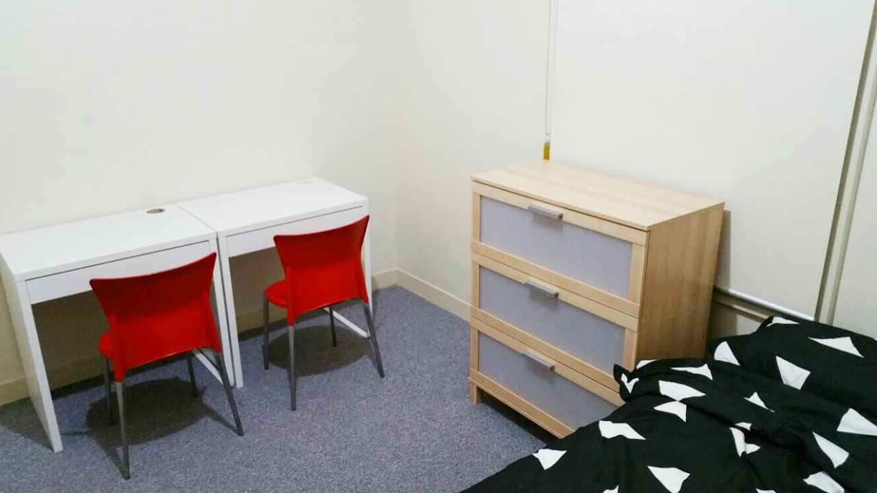 Furnished room in a share house