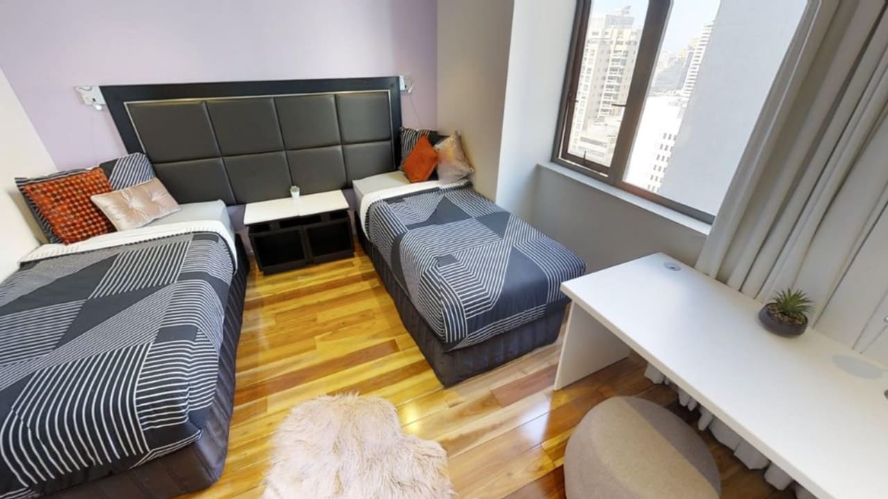 Furnished room in a flatshare