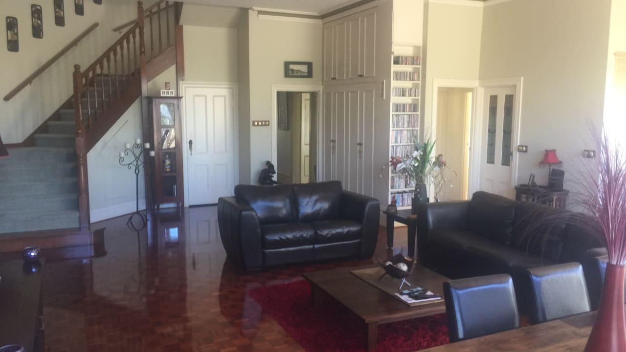 Room in a share house