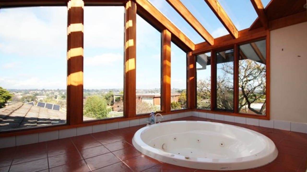 Furnished room with ensuite in a share house