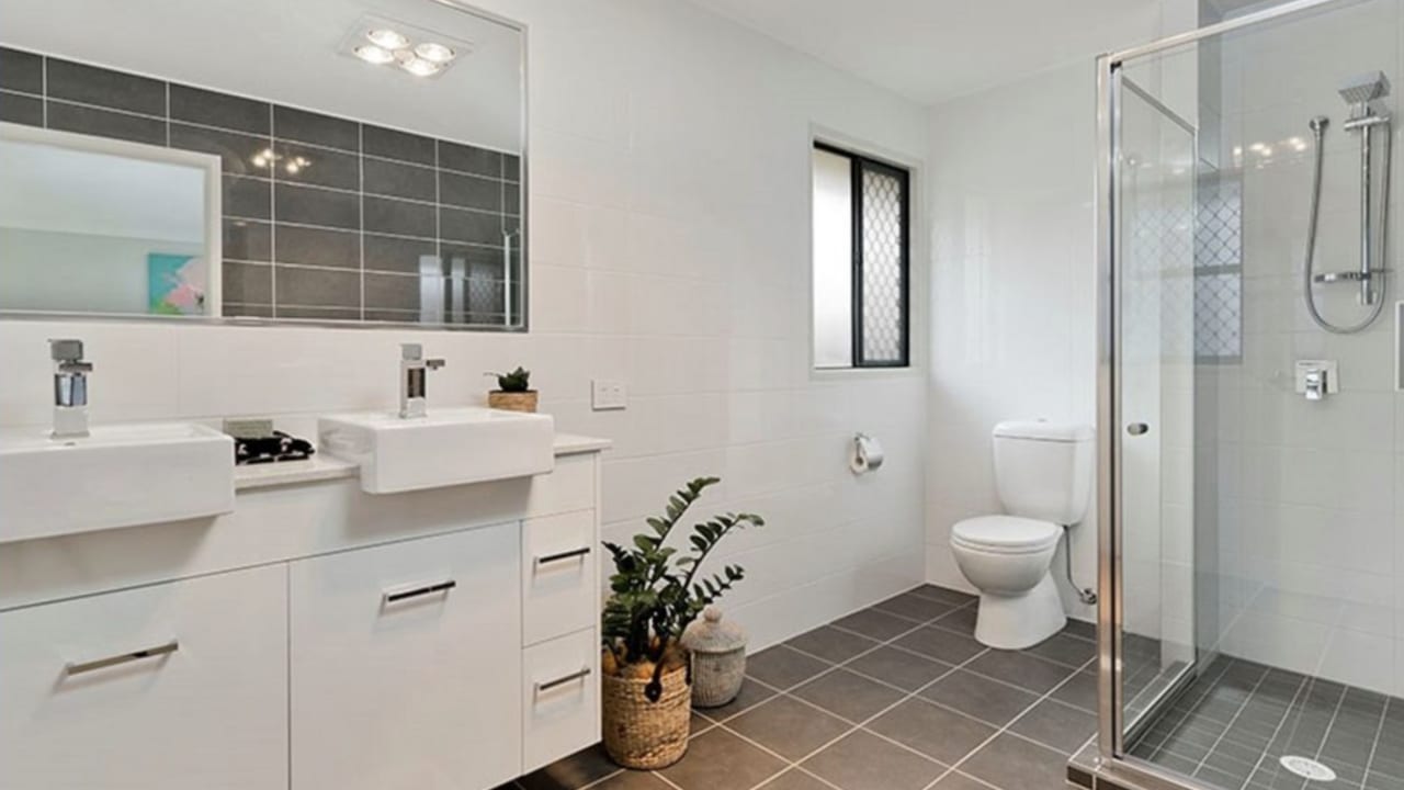 Furnished room with ensuite in a share house