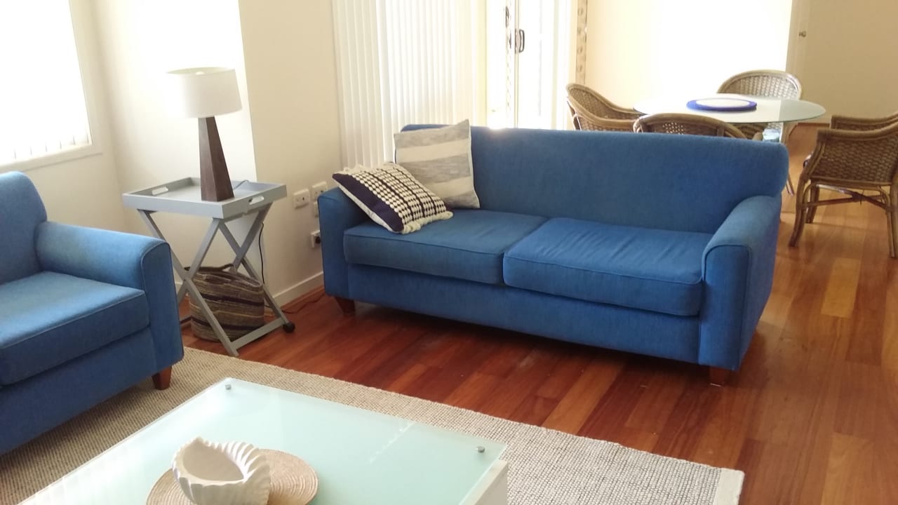 Furnished room in a flatshare