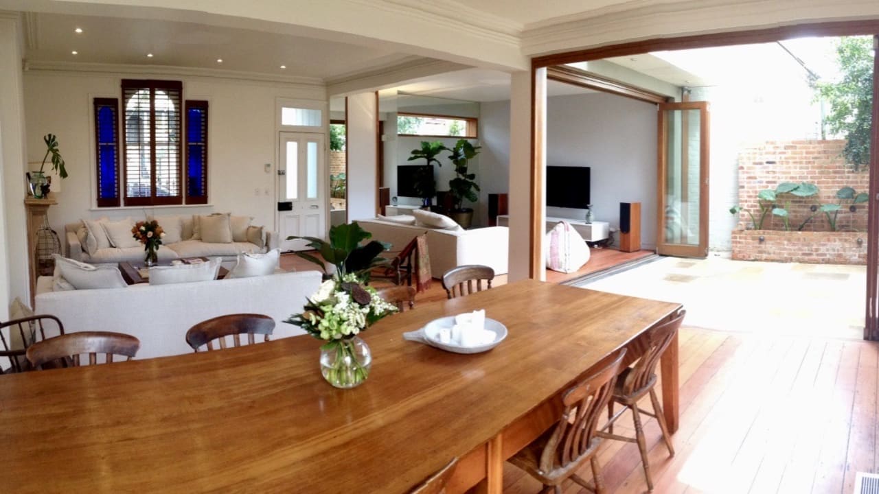 Room in a share house
