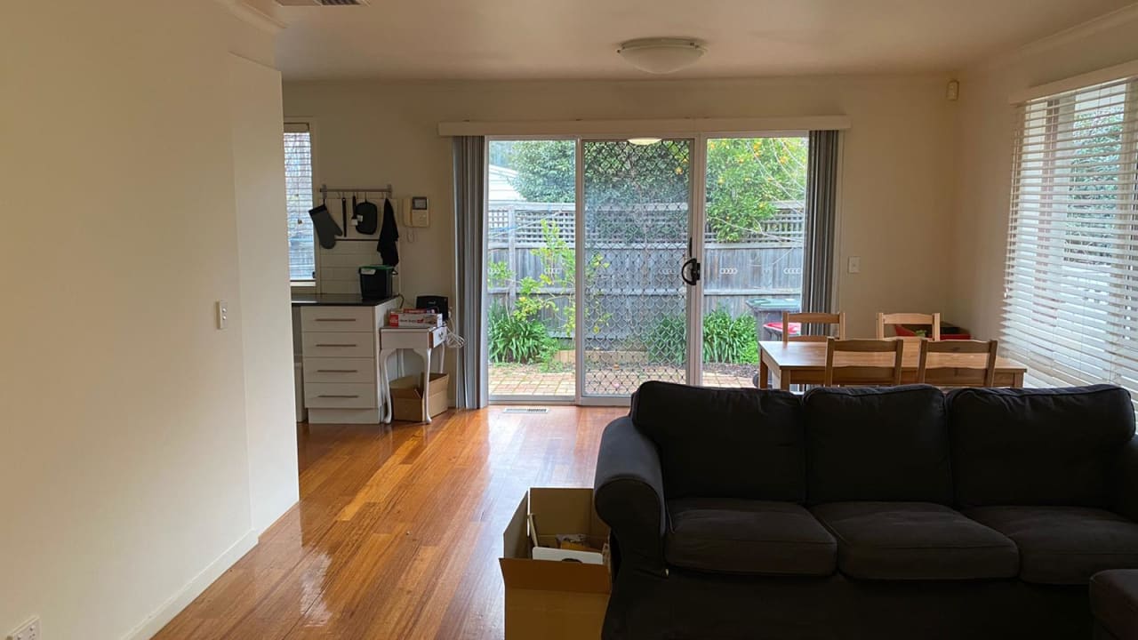Furnished room in a share house