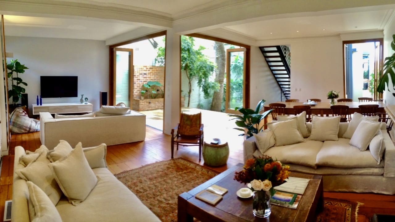 Room in a share house