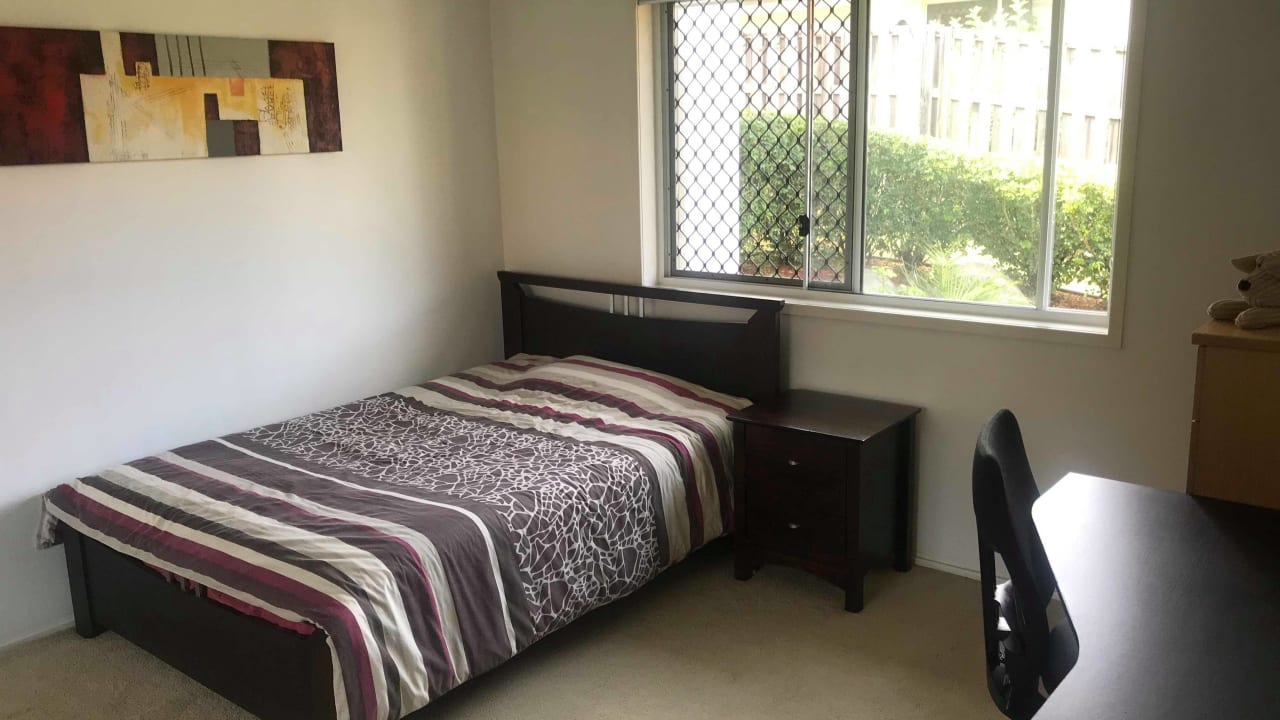 Furnished room in a share house