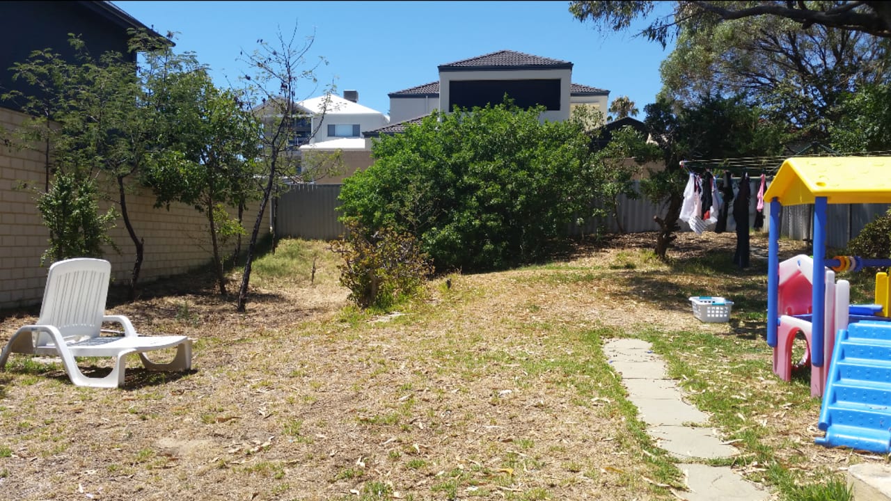 Unfurnished room in a share house