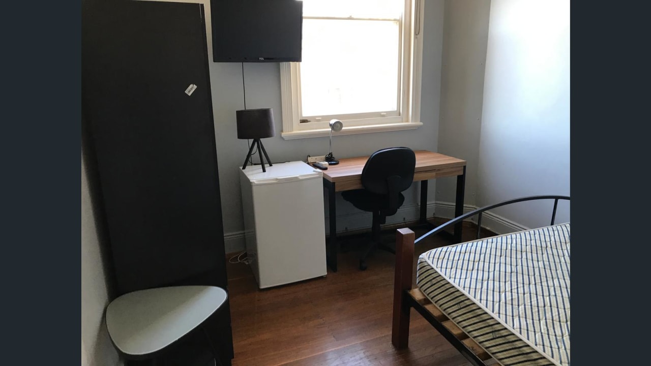 Furnished room in a share house