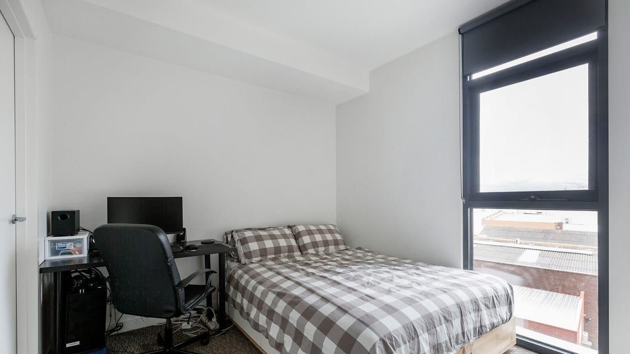 Furnished room with own bathroom