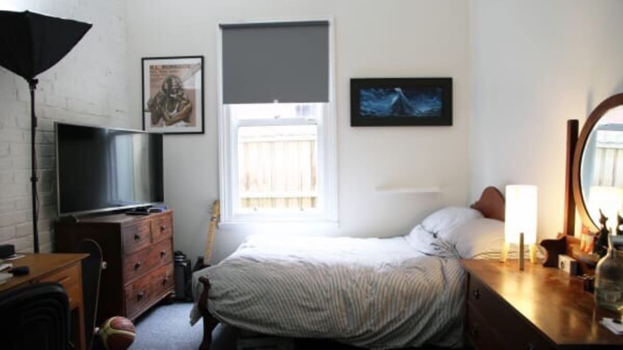 Furnished room in a share house