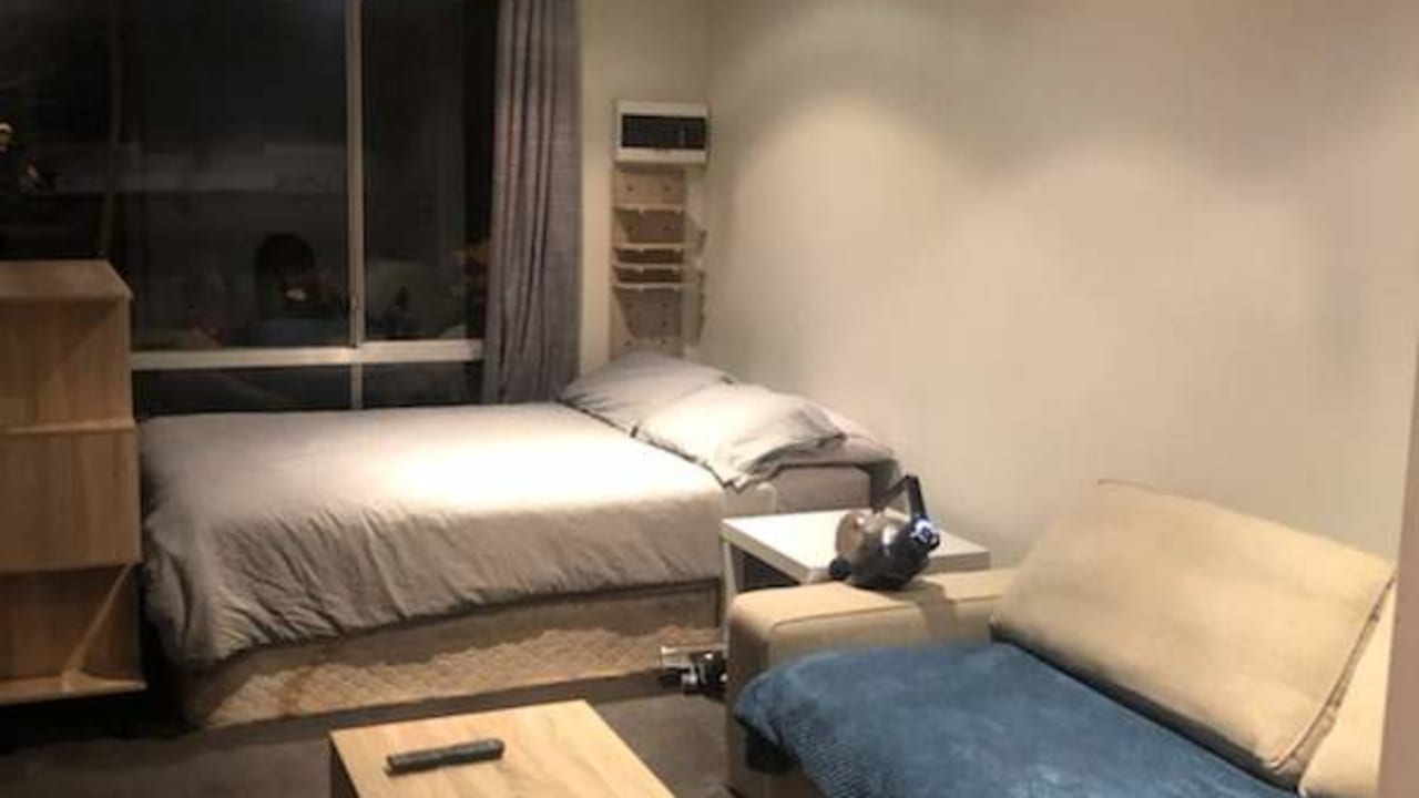 Furnished room with own bathroom