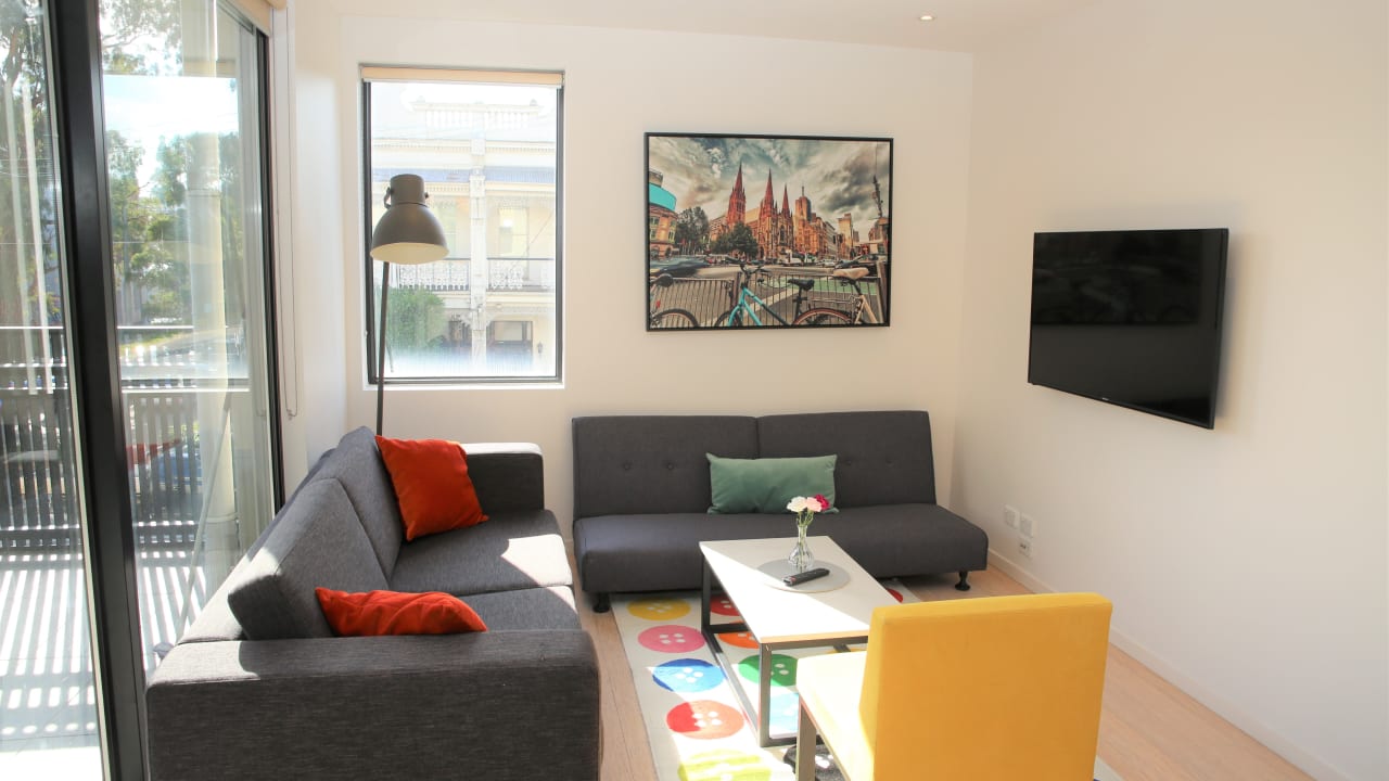 Whole property with 2 rooms for rent