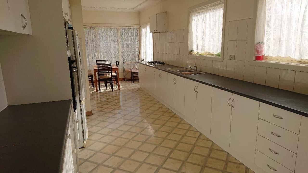 Furnished room in a share house