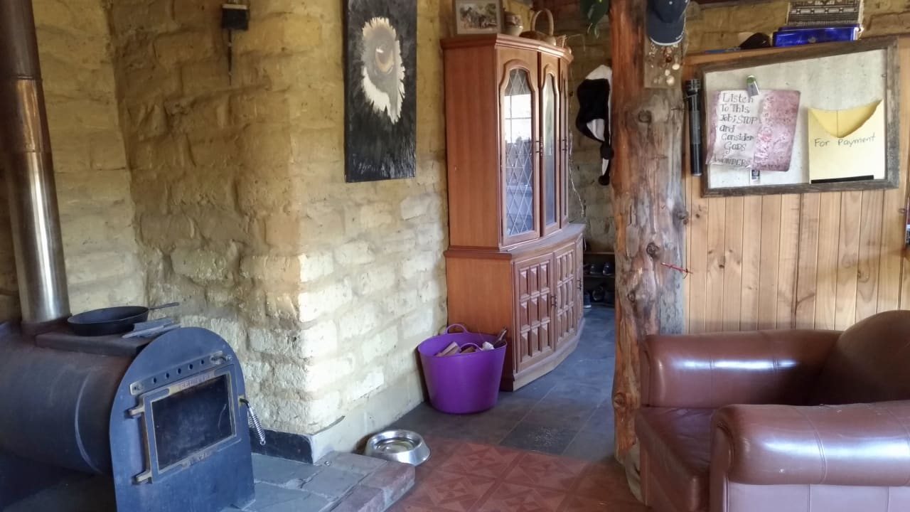 Room in a share house