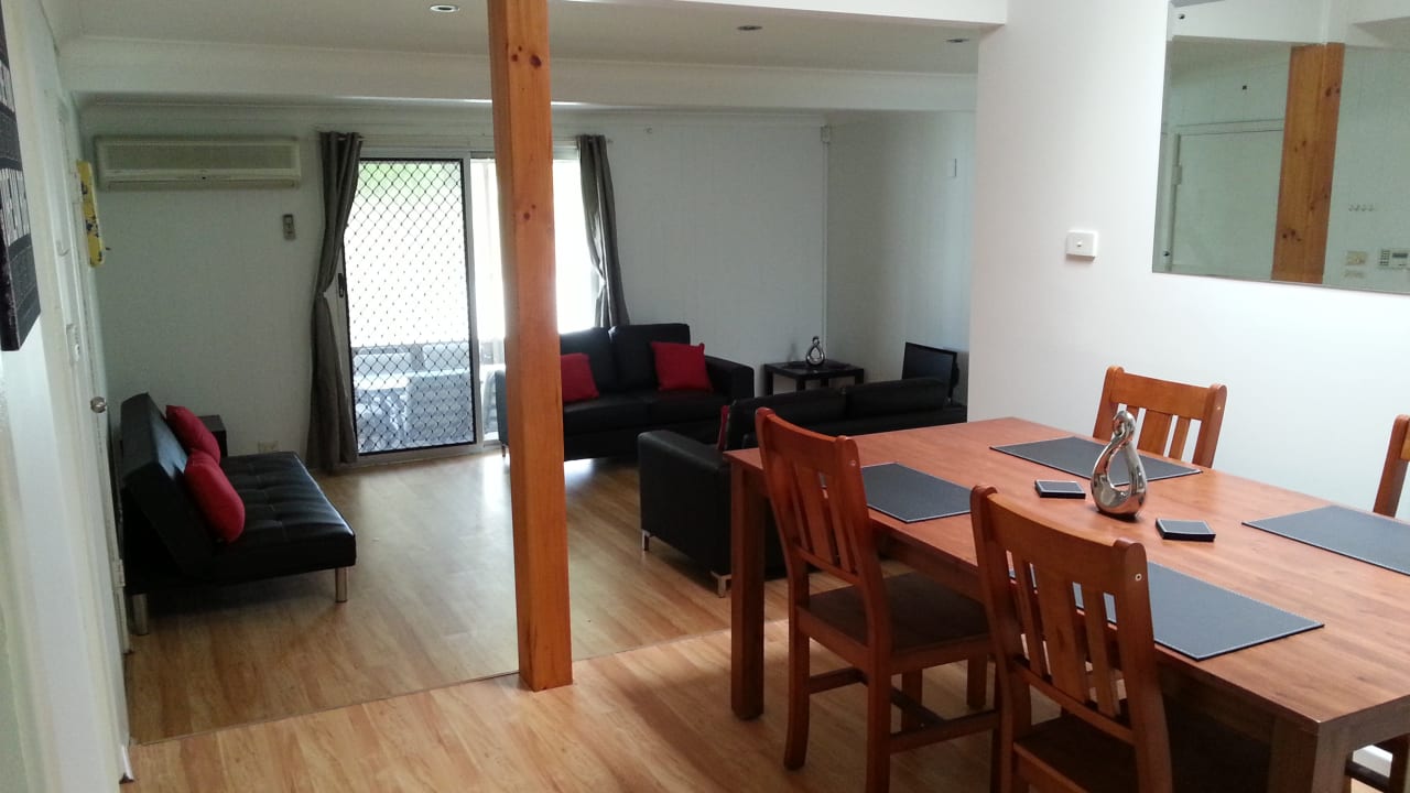 Room in a share house