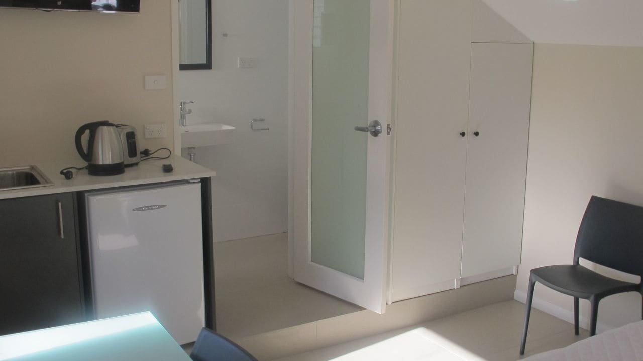 Furnished room with ensuite in a share house