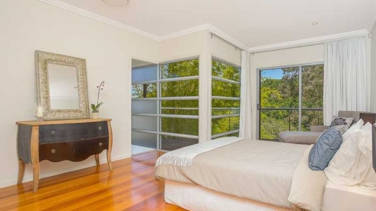 Furnished room with ensuite in a share house