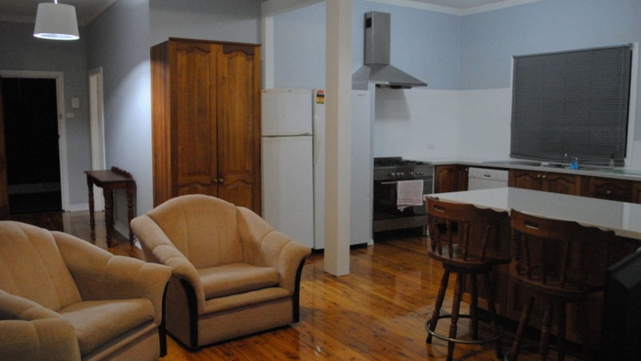 Room in a share house