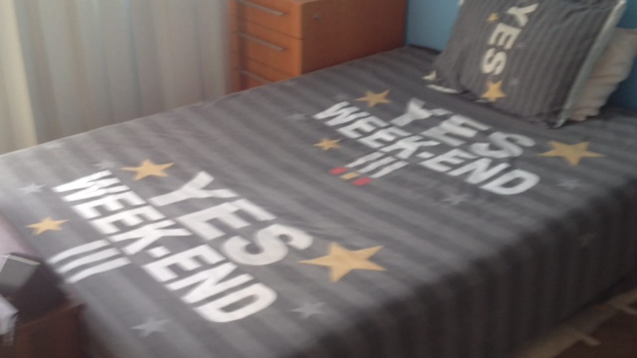 Furnished room in a flatshare