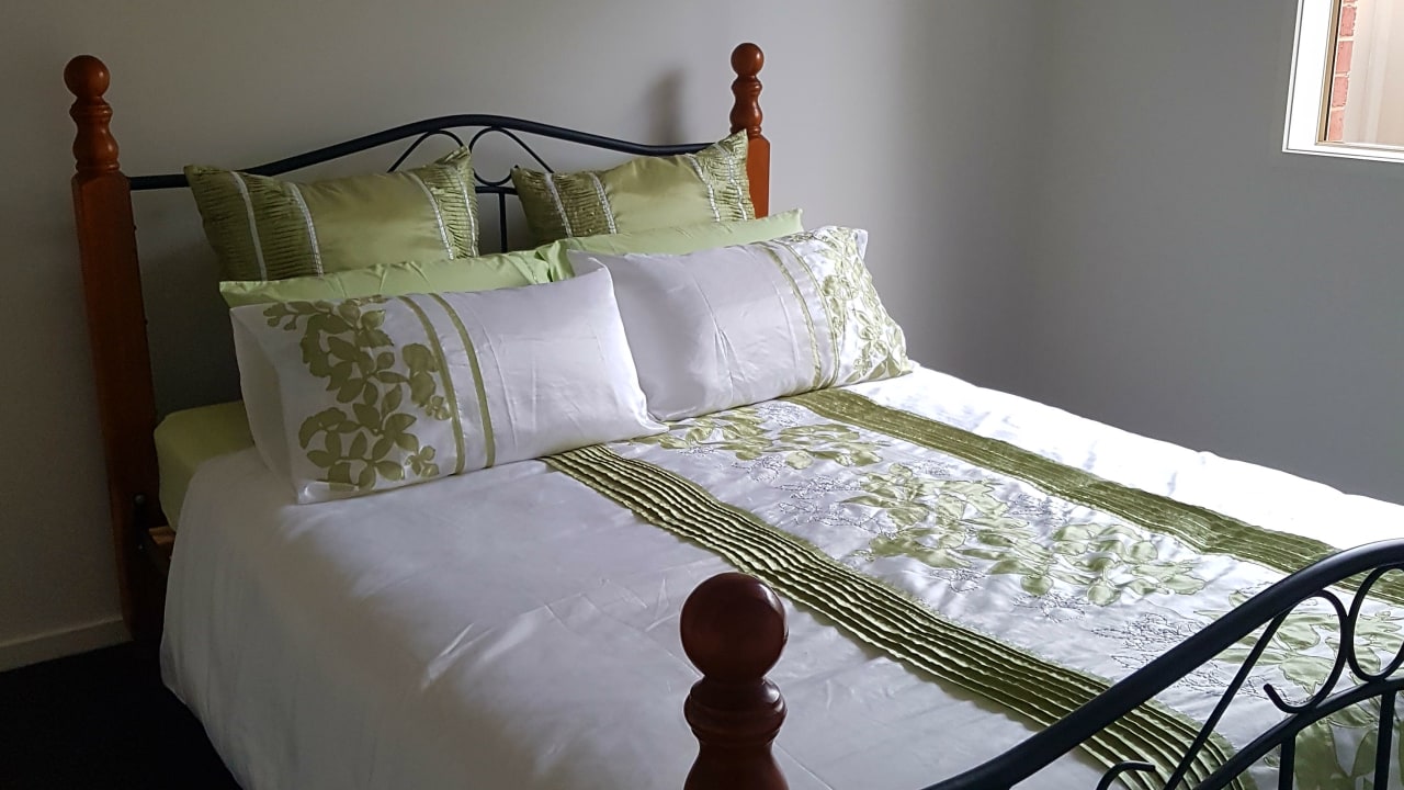 Room with ensuite in a share house