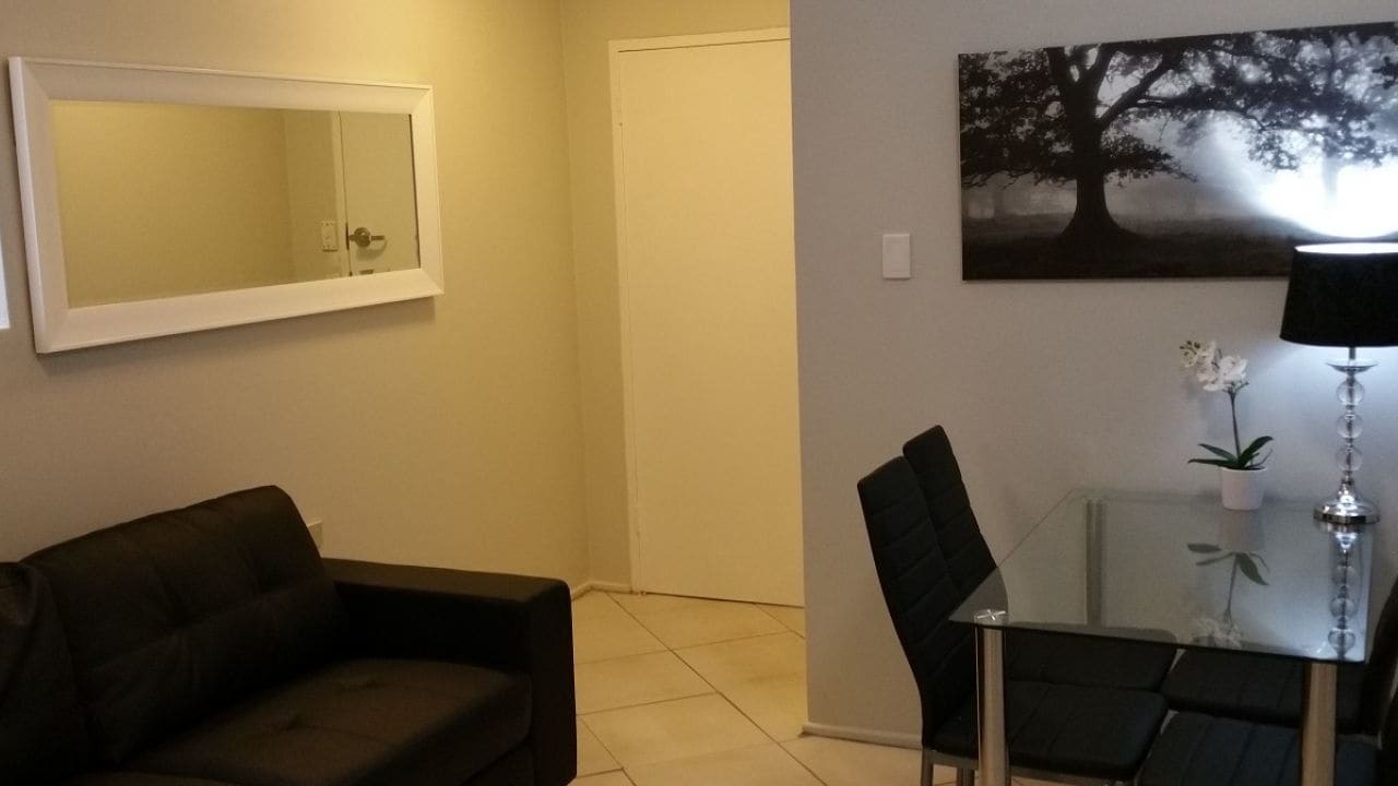Furnished room in a flatshare