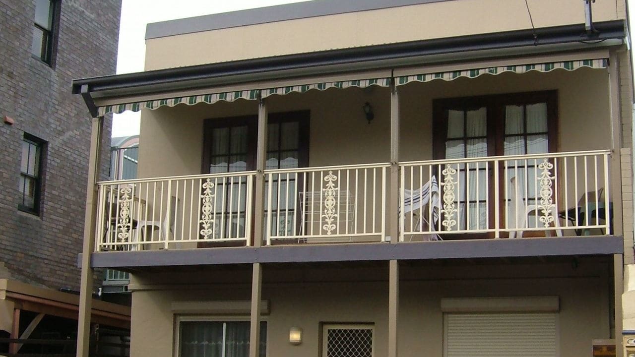 Room in a share house