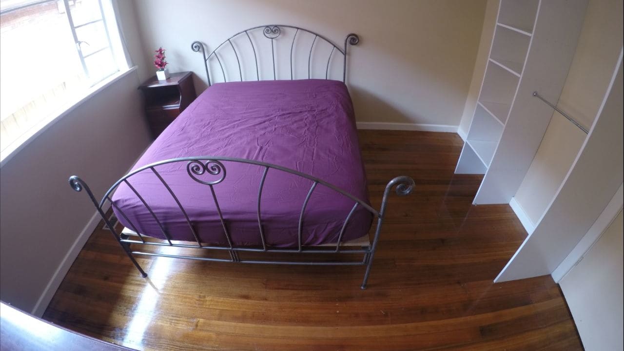 Furnished room in a share house