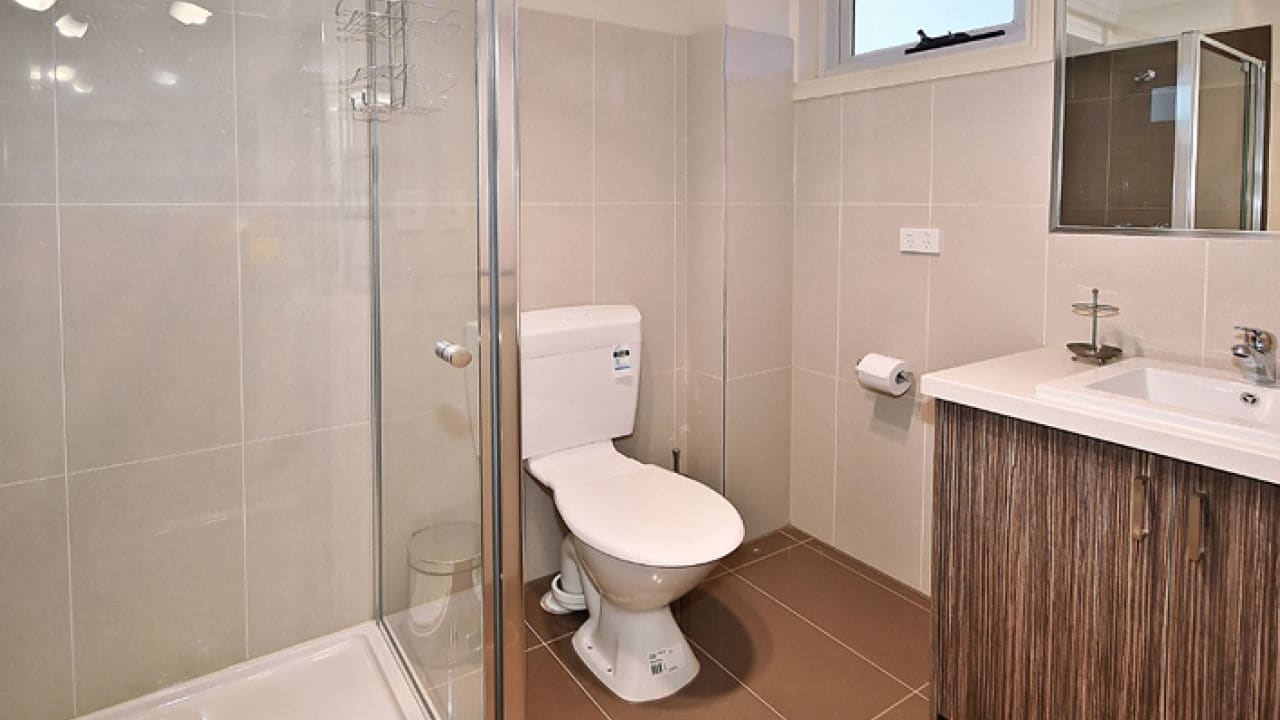Furnished room with ensuite in a share house