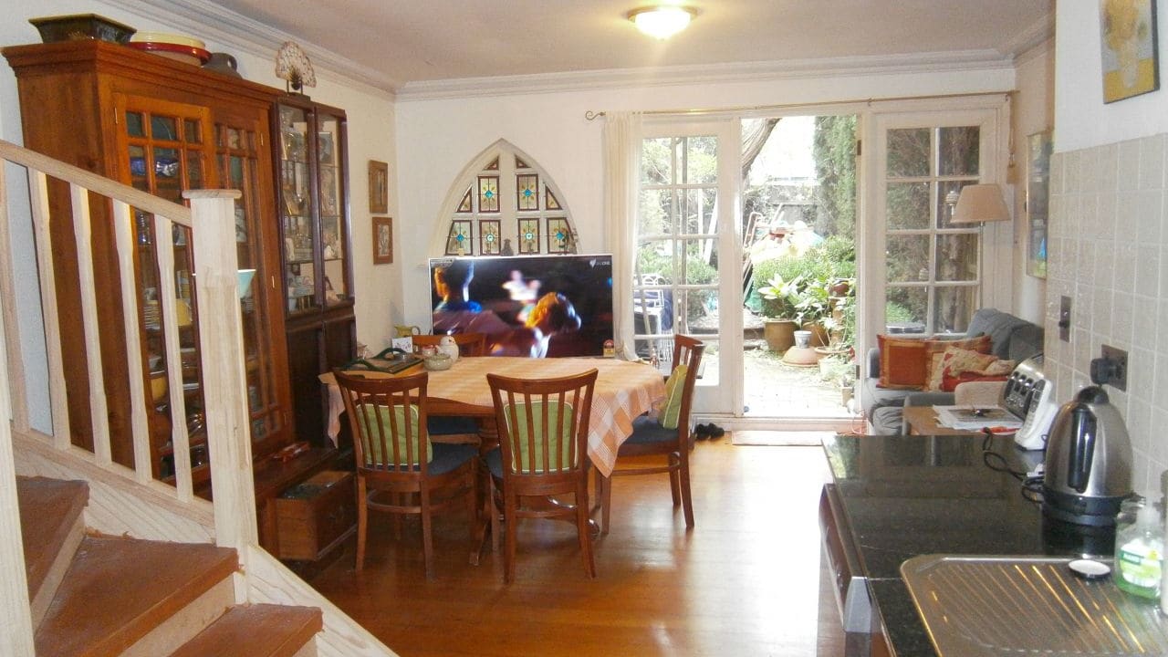 Furnished room in a share house