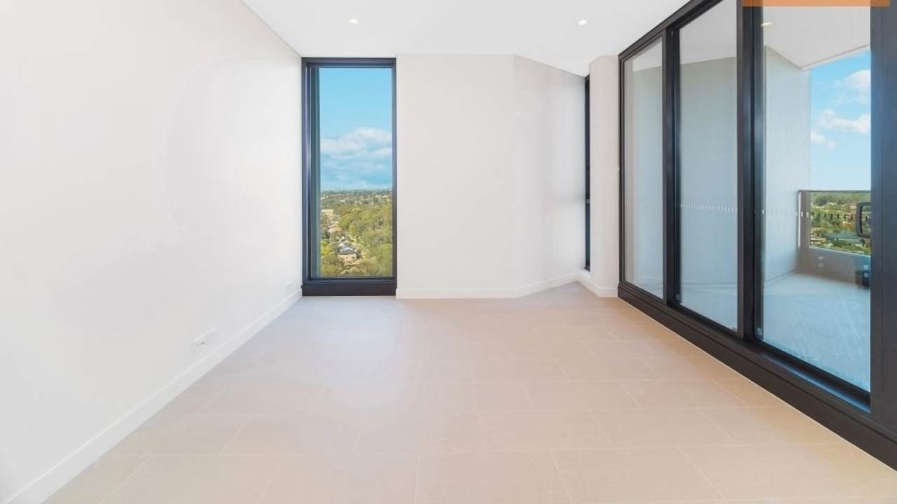 Whole property with 1 room for rent