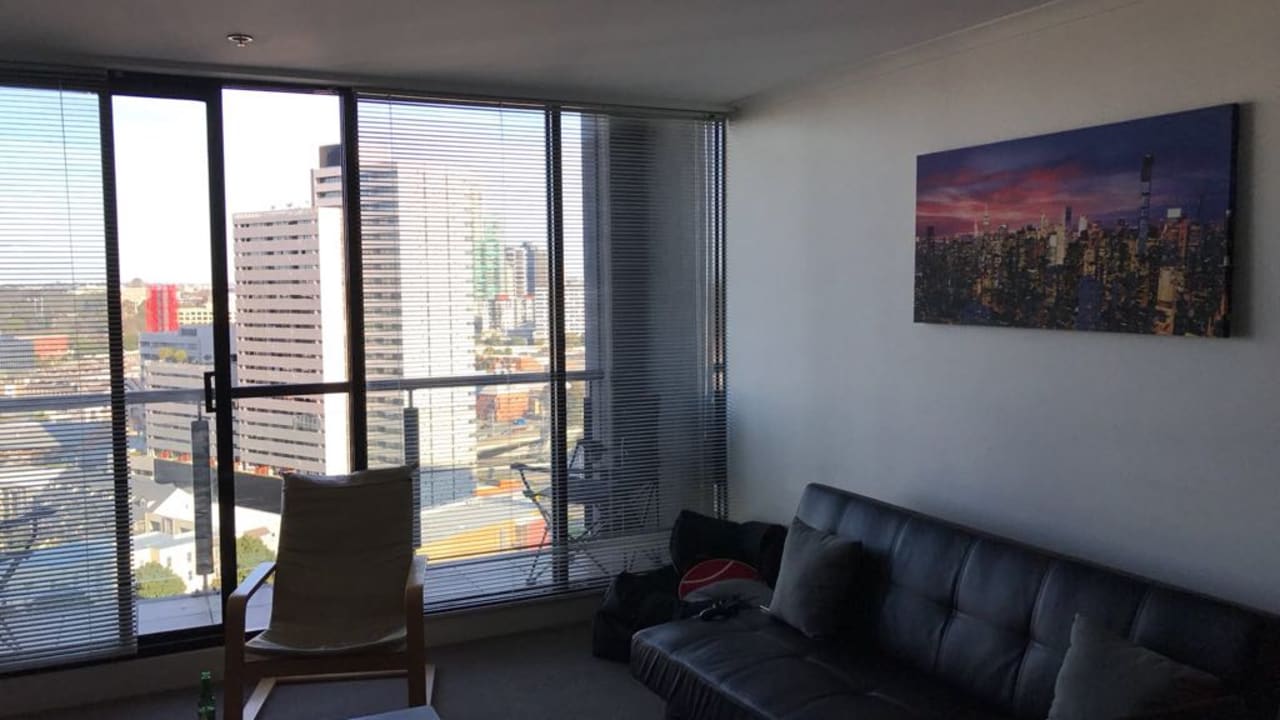 Furnished room in a flatshare