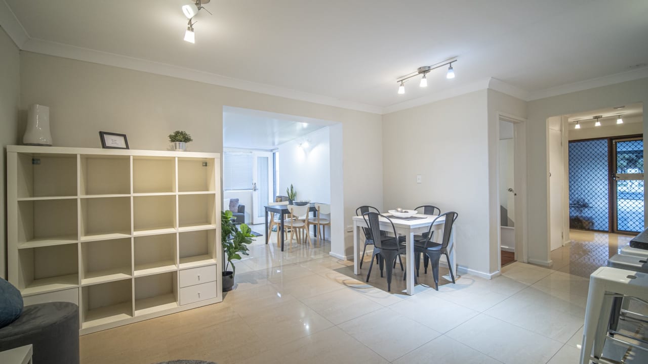 Furnished room in a share house