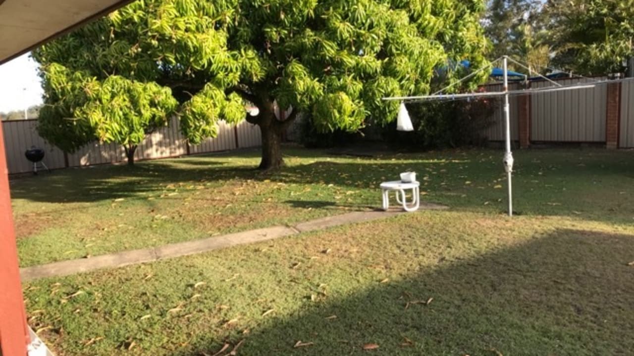 Room in a share house