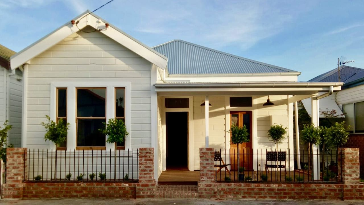Unfurnished room in a share house