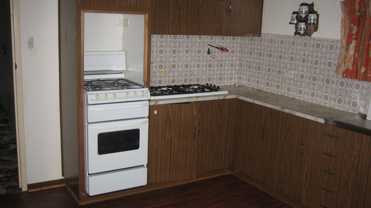 Whole property with 3 rooms for rent