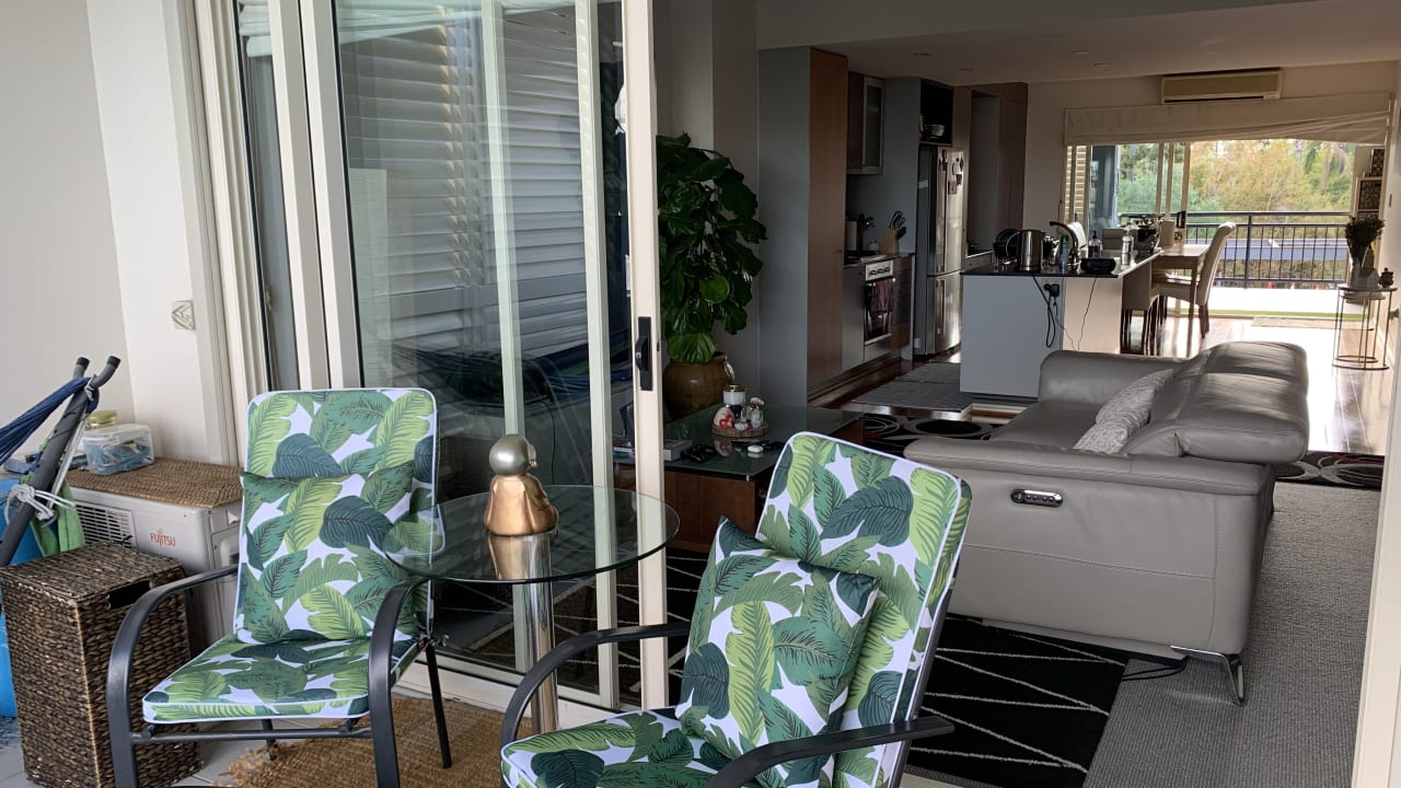 Furnished room with own bathroom