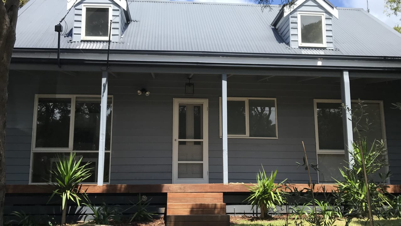 Whole property with 3 rooms for rent