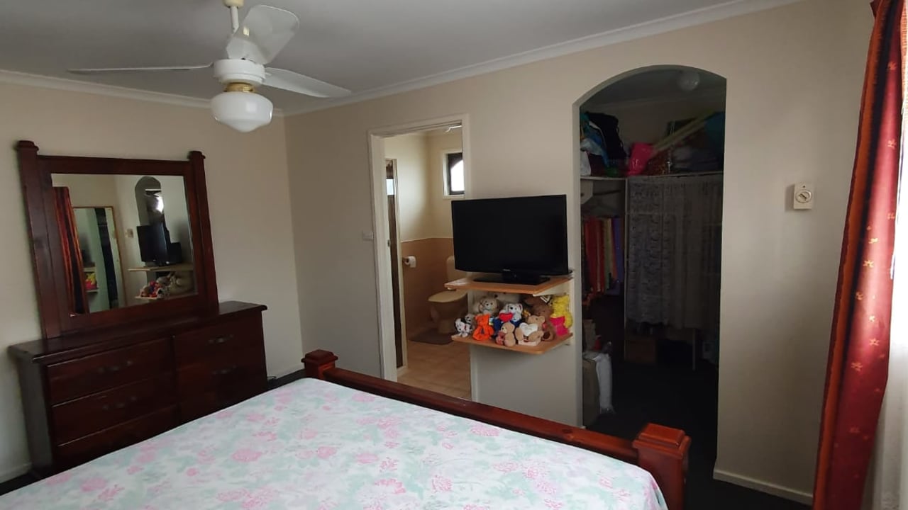 Furnished room with ensuite in a share house