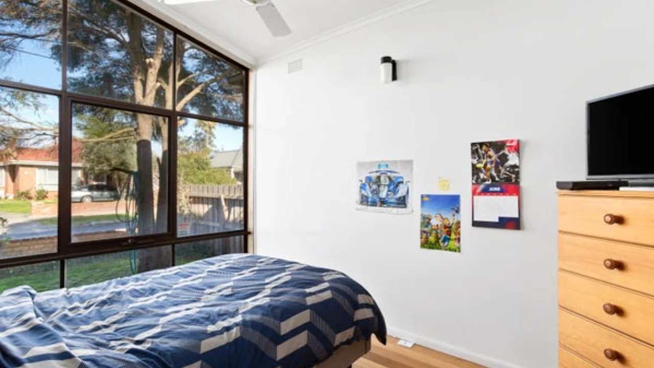 Unfurnished room in a share house