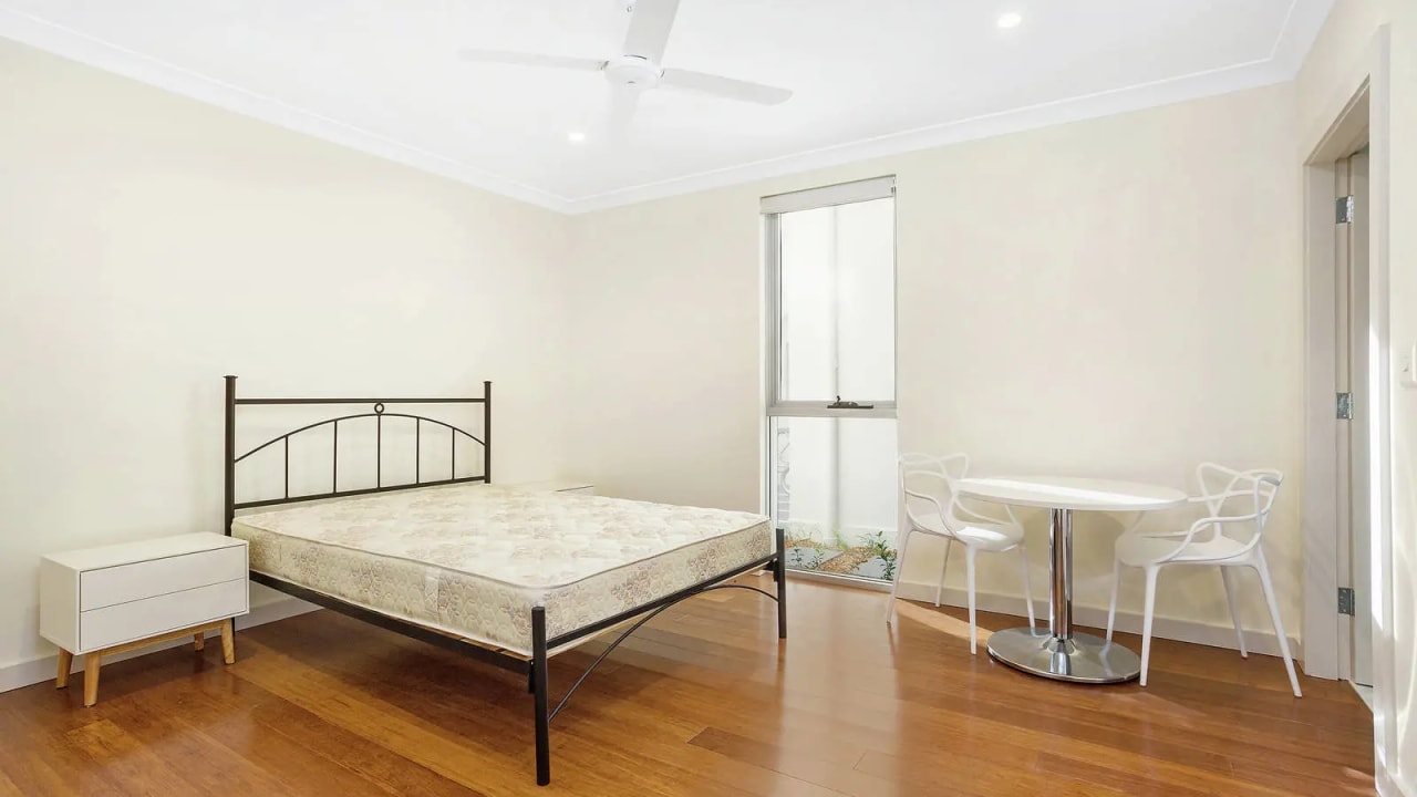 Furnished room with own bathroom