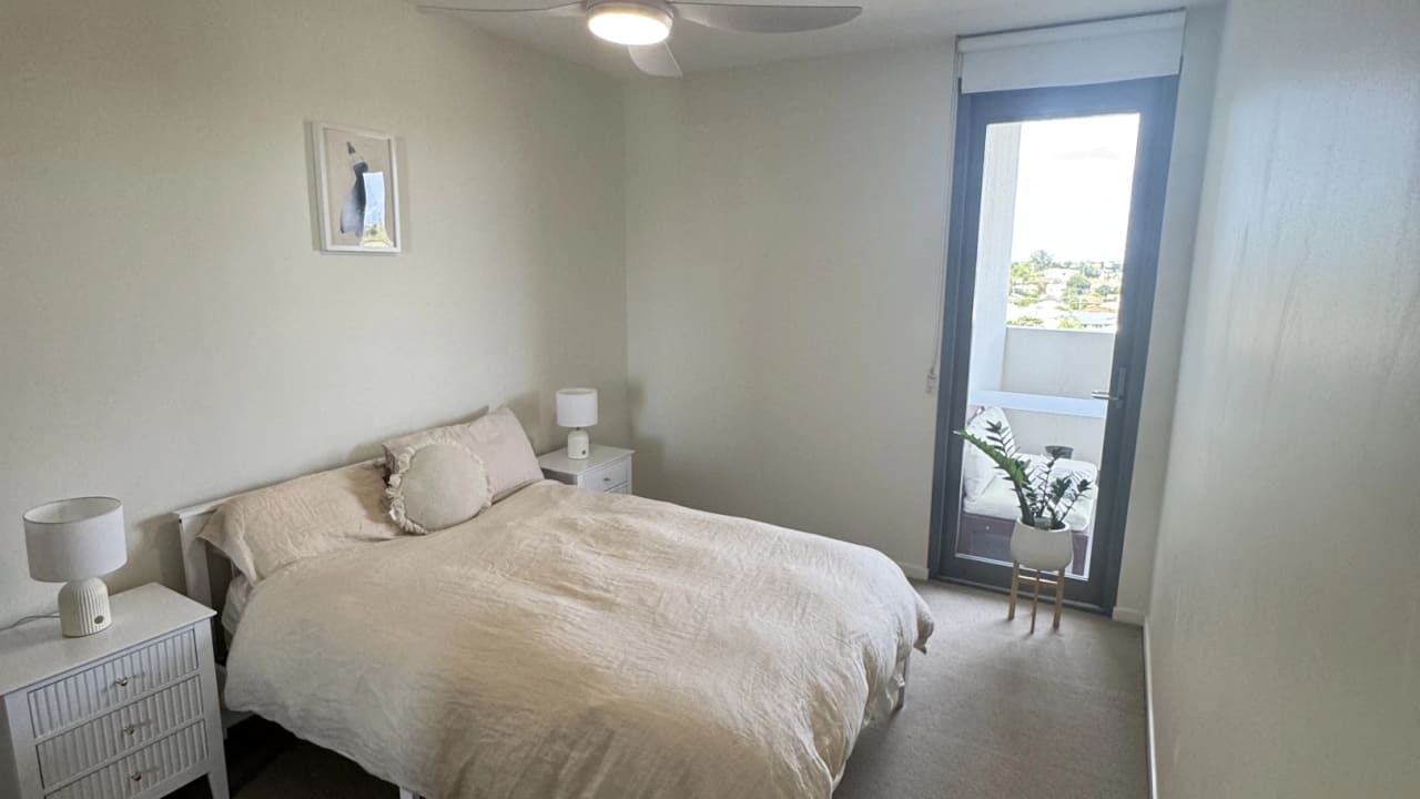 Furnished room with own bathroom