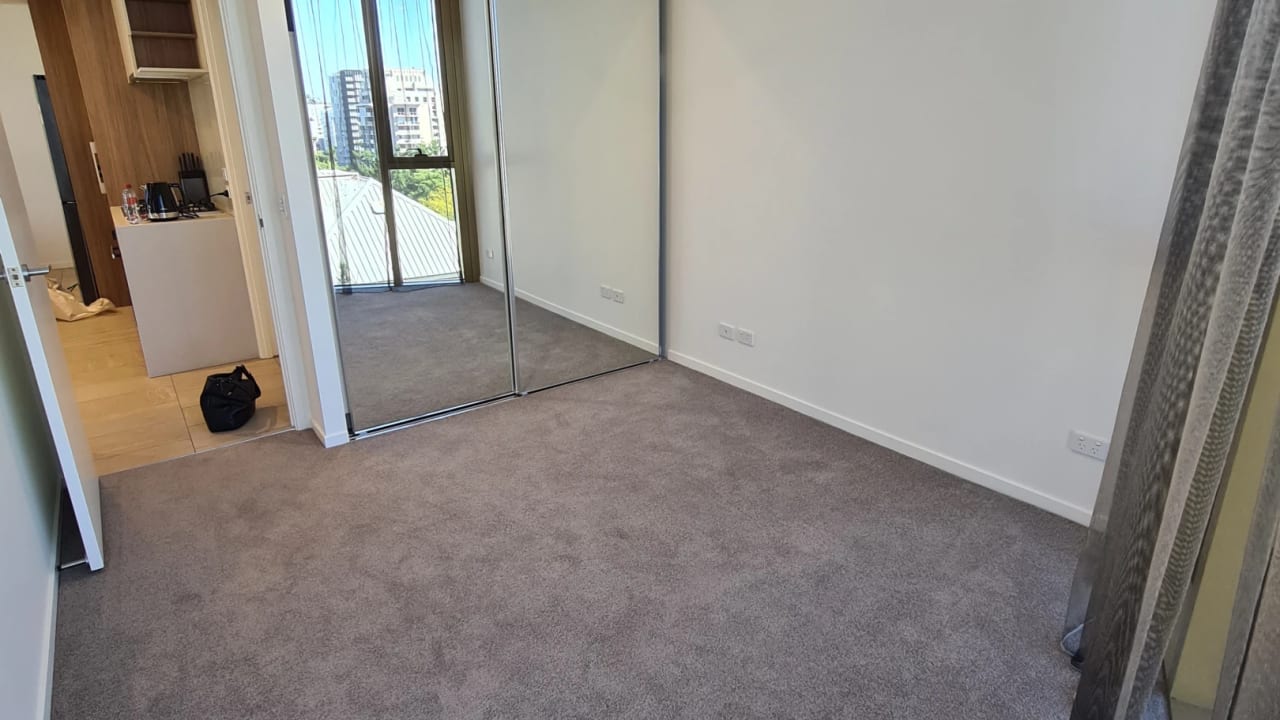 Furnished room with own bathroom