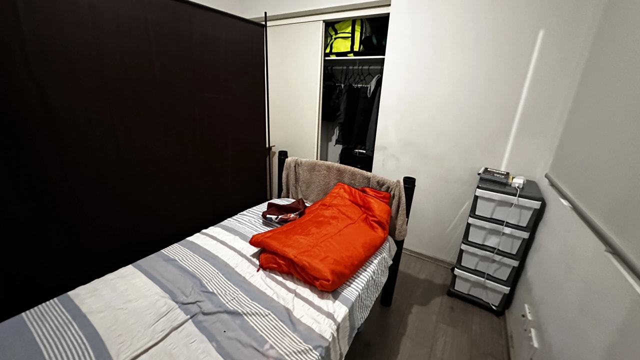 Furnished room in a flatshare