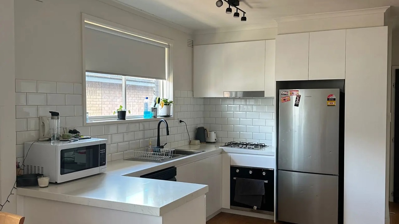 Whole property with 2 rooms for rent